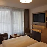 Biosphaerenhotel Graf Eberhard Bei Der Therme