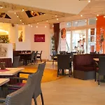 酒店 Biosphaerenhotel Graf Eberhard Bei Der Therme 巴特乌拉赫