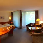 Biosphaerenhotel Graf Eberhard Bei Der Therme 4*