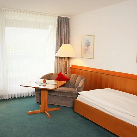 Biosphaerenhotel Graf Eberhard Bei Der Therme 4* 巴特乌拉赫
