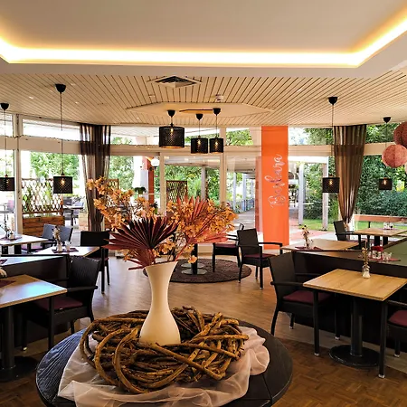 酒店 Biosphaerenhotel Graf Eberhard Bei Der Therme 4*