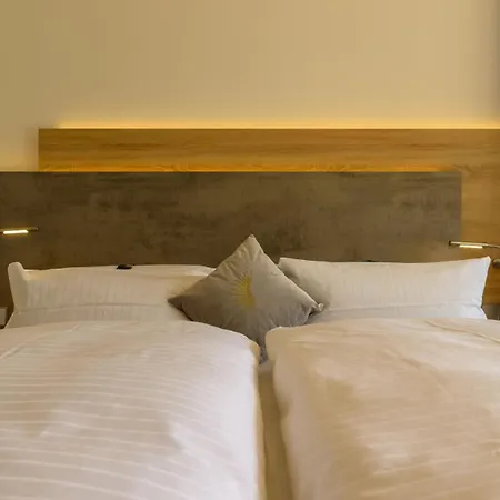 Biosphaerenhotel Graf Eberhard Bei Der Therme 酒店 巴特乌拉赫